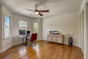 N Dunton Ave-039