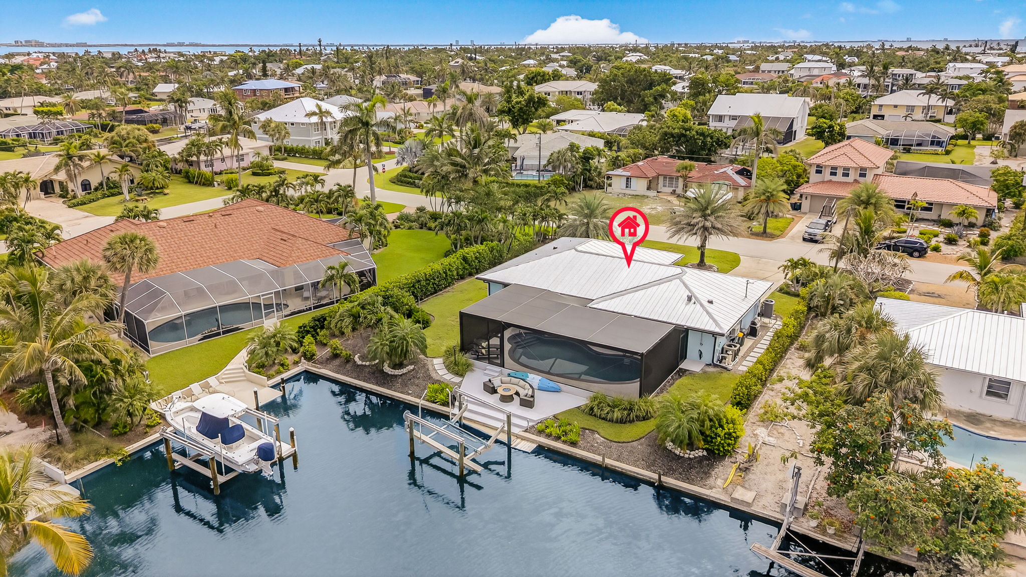 Aerial Rear Exterior-marker