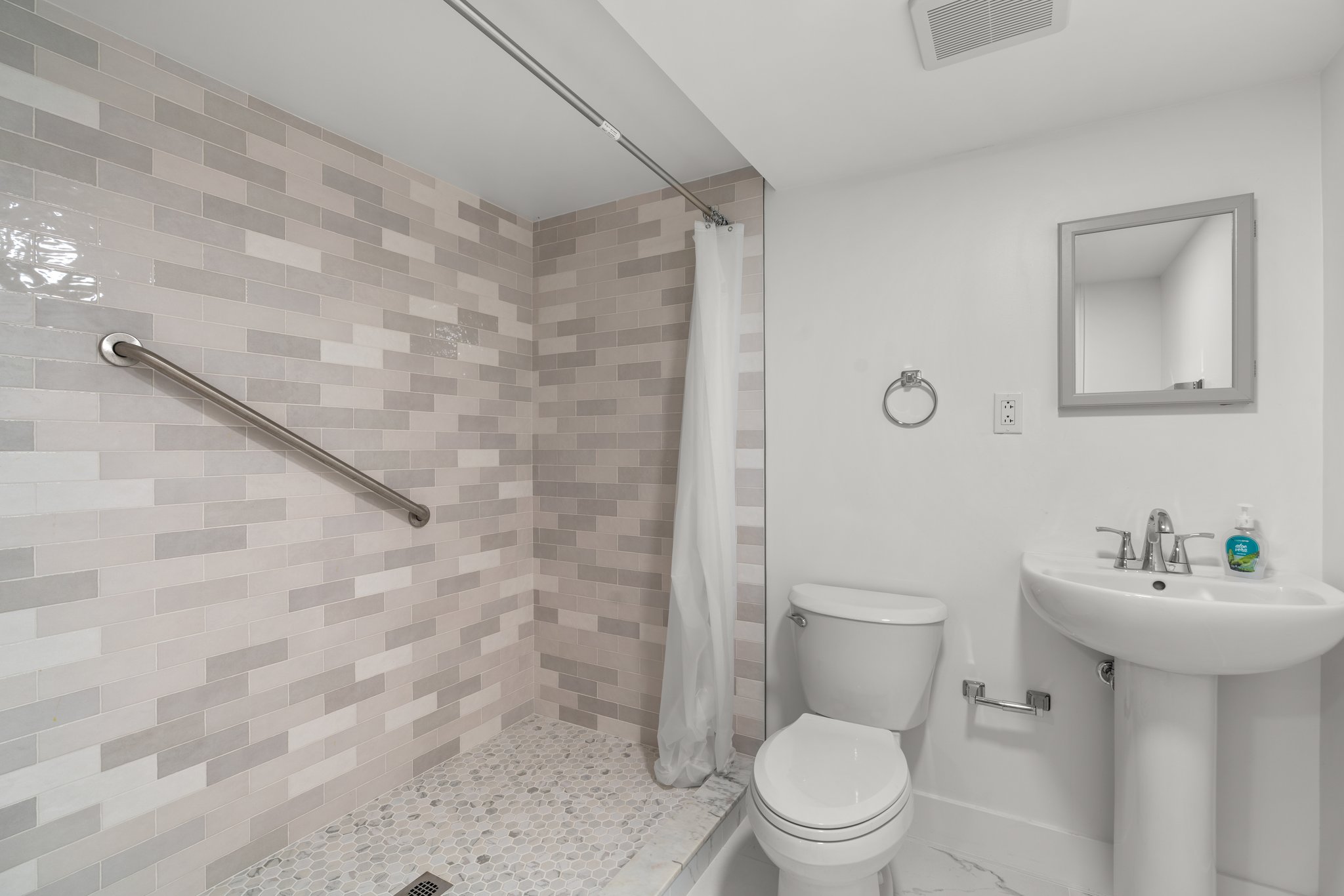 Lower Level - Bathroom