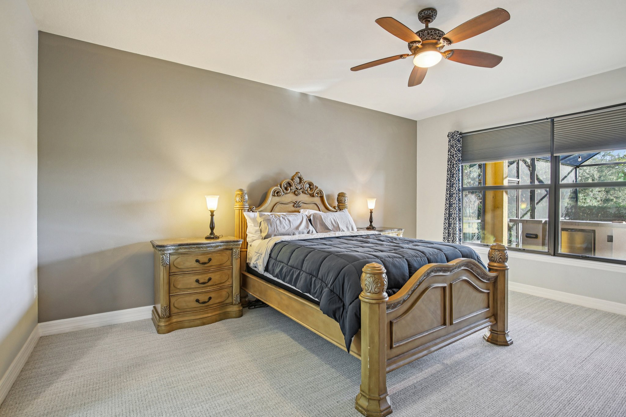 Toulon Blvd-S1312-029.jpg