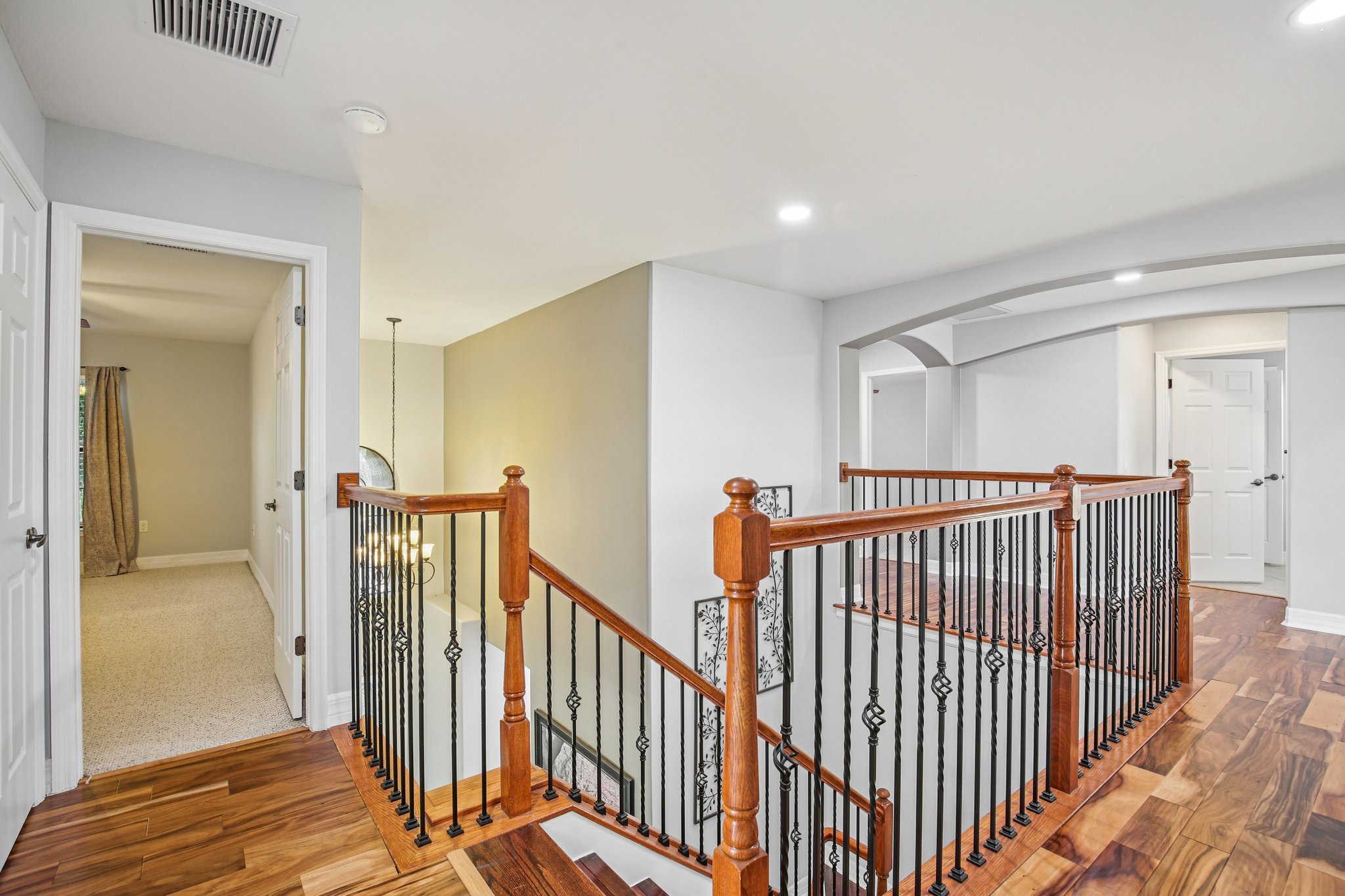 Toulon Blvd-S1312-042.jpg