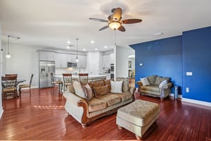 Toulon Blvd-S1312-011.jpg