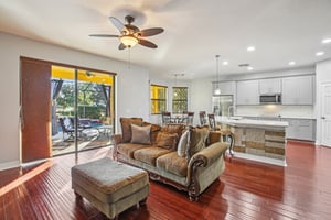 Toulon Blvd-S1312-012.jpg