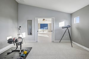 Toulon Blvd-S1312-045.jpg