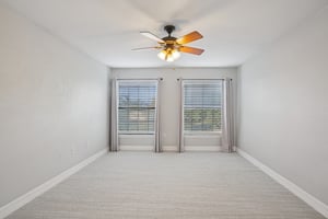 Toulon Blvd-S1312-053.jpg