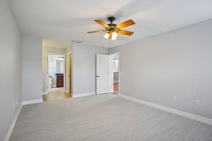 Toulon Blvd-S1312-054.jpg