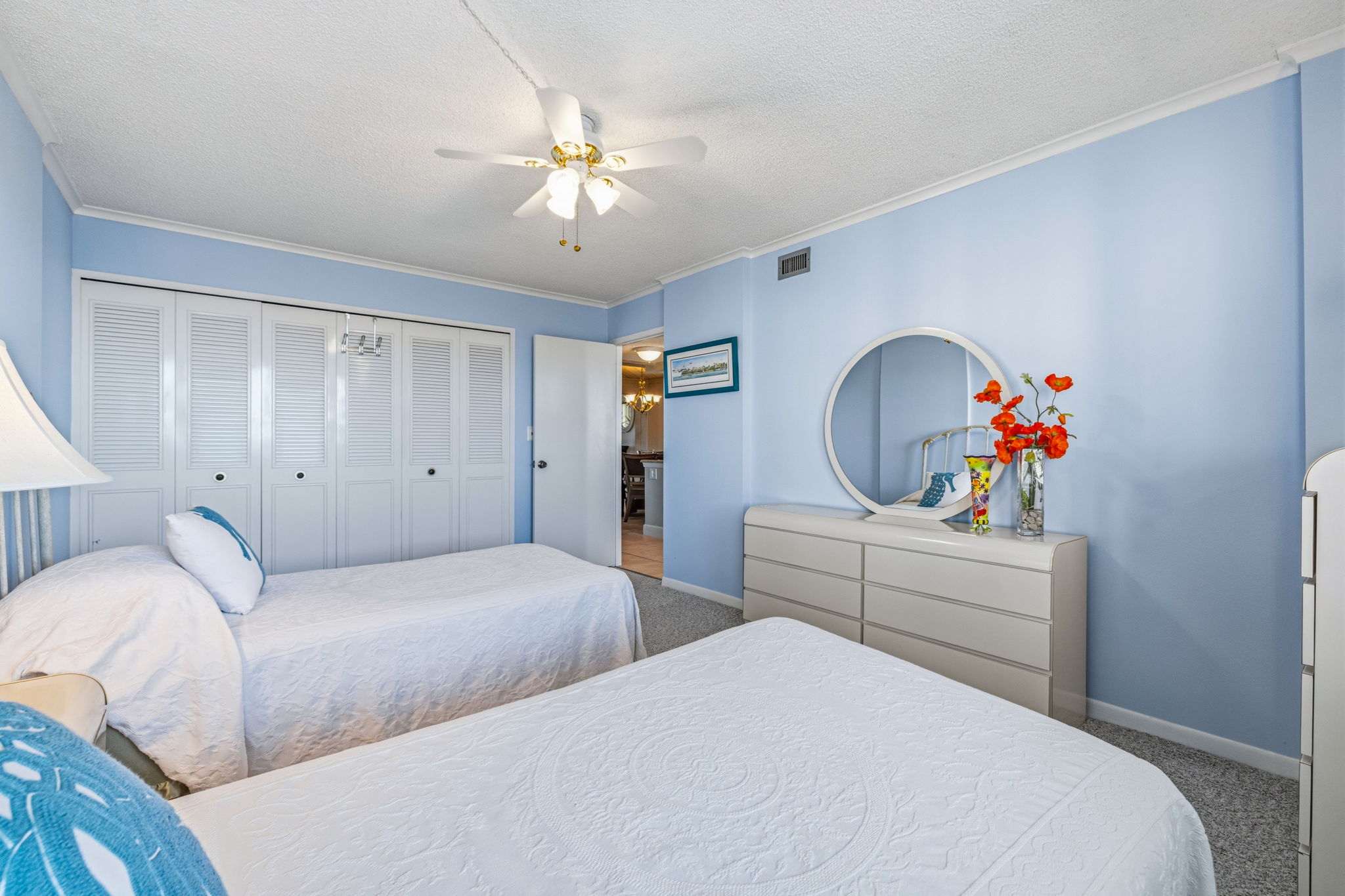 25 - 9415 Blind Pass Rd 702, St. Pete Beach, FL 33706