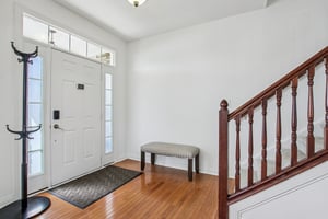 Woodslake Dr-S0704-005.jpg