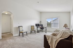 Woodslake Dr-S0704-008.jpg