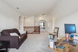 Woodslake Dr-S0704-009.jpg