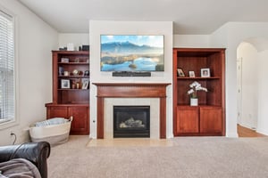 Woodslake Dr-S0704-014.jpg