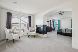 Woodslake Dr-S0704-035.jpg