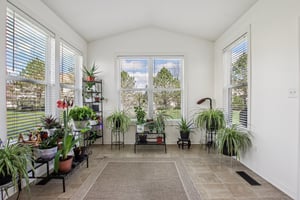 Woodslake Dr-S0704-053.jpg