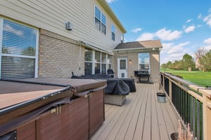 Woodslake Dr-S0704-059.jpg