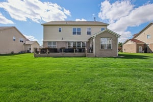 Woodslake Dr-S0704-062.jpg