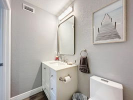  Photo 37