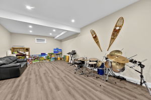  Photo 80