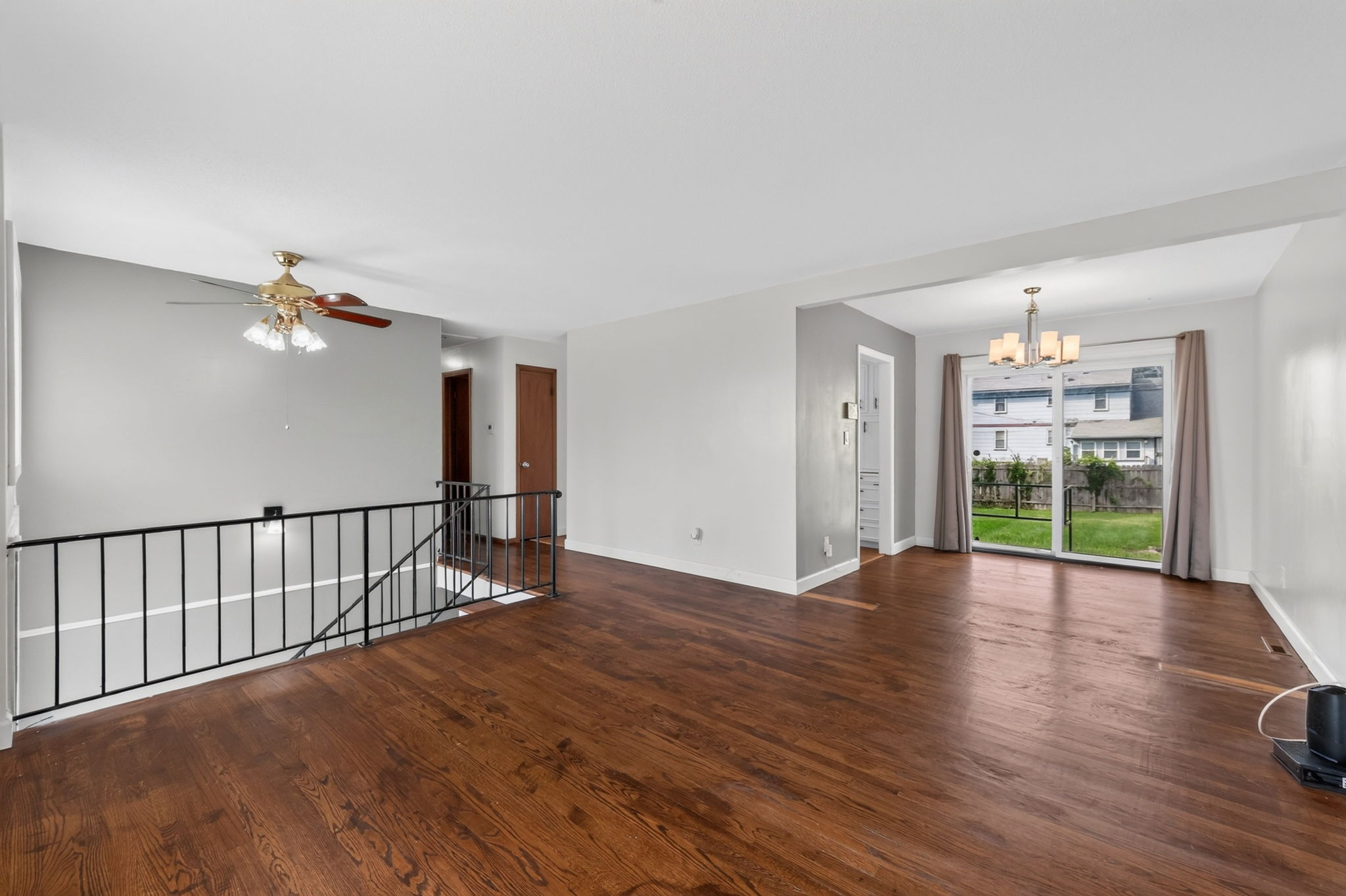 9418 Fairwood Dr-010