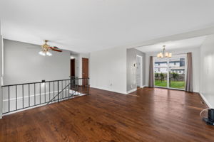 9418 Fairwood Dr-010