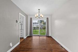 9418 Fairwood Dr-011