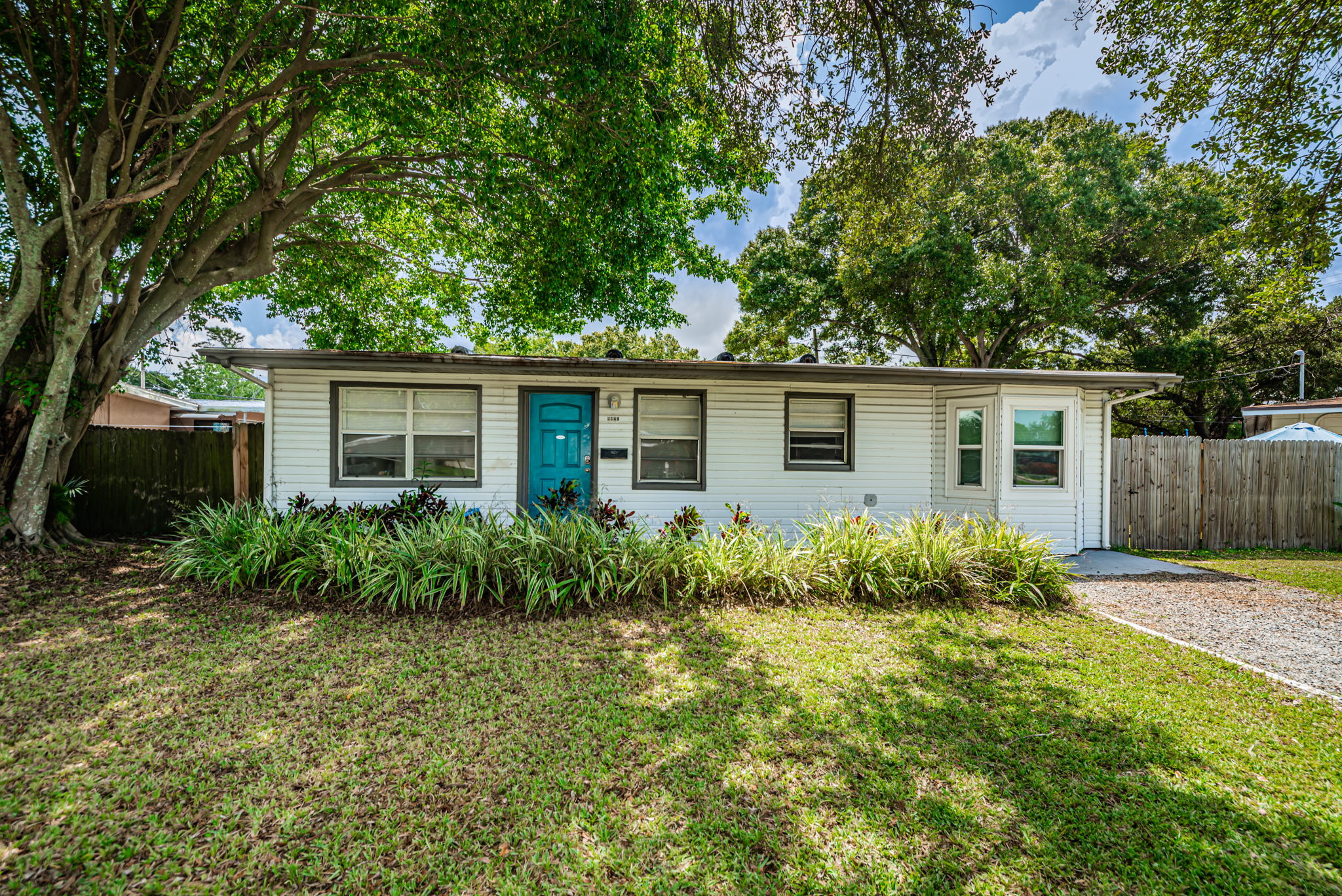 9421 56th St, Pinellas Park, FL 33782 | YourDigitalPro, Inc