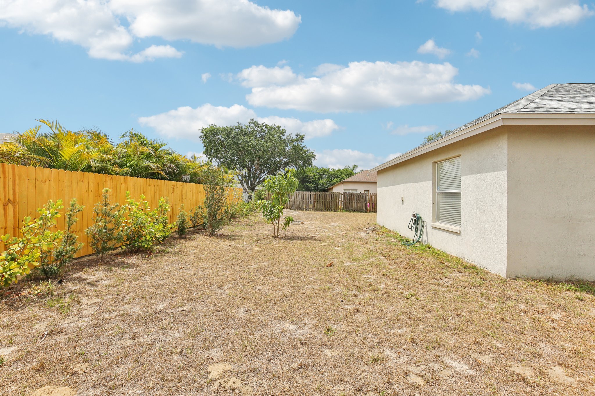 Clover Glen Dr-0905-043.jpg