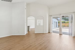 Clover Glen Dr-0905-009.jpg