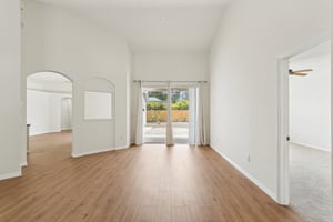 Clover Glen Dr-0905-010.jpg