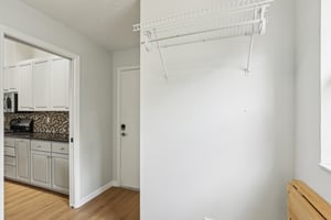 Clover Glen Dr-0905-011.jpg