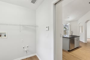 Clover Glen Dr-0905-012.jpg