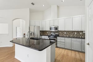 Clover Glen Dr-0905-018.jpg