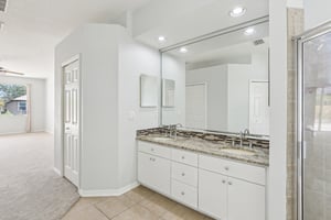 Clover Glen Dr-0905-023.jpg