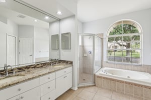 Clover Glen Dr-0905-024.jpg