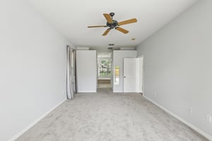 Clover Glen Dr-0905-025.jpg