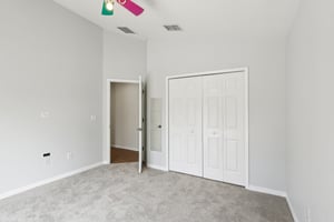 Clover Glen Dr-0905-037.jpg