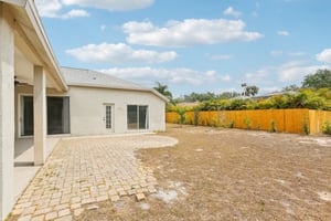 Clover Glen Dr-0905-047.jpg