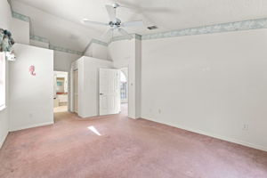 Primary Bedroom1b