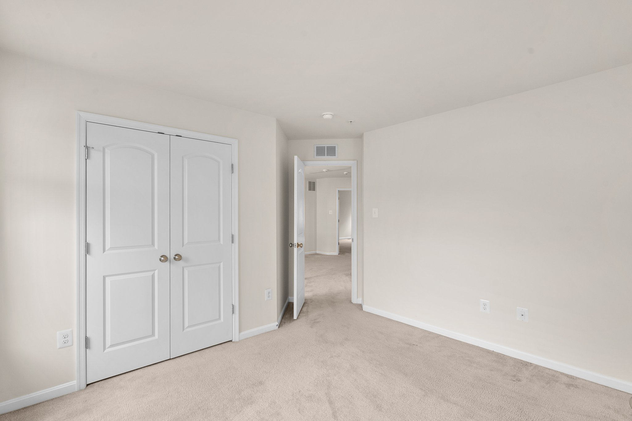 9429 Super St. 40.jpg