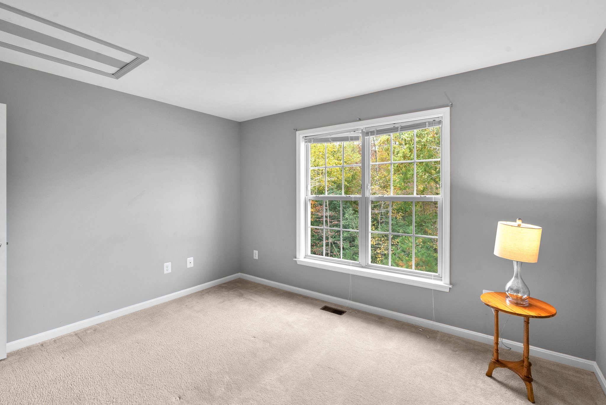 9429 Super St. 34.jpg