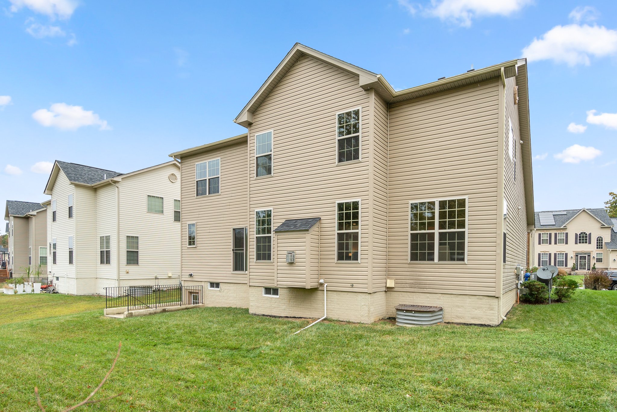 9429 Super St. 63.jpg