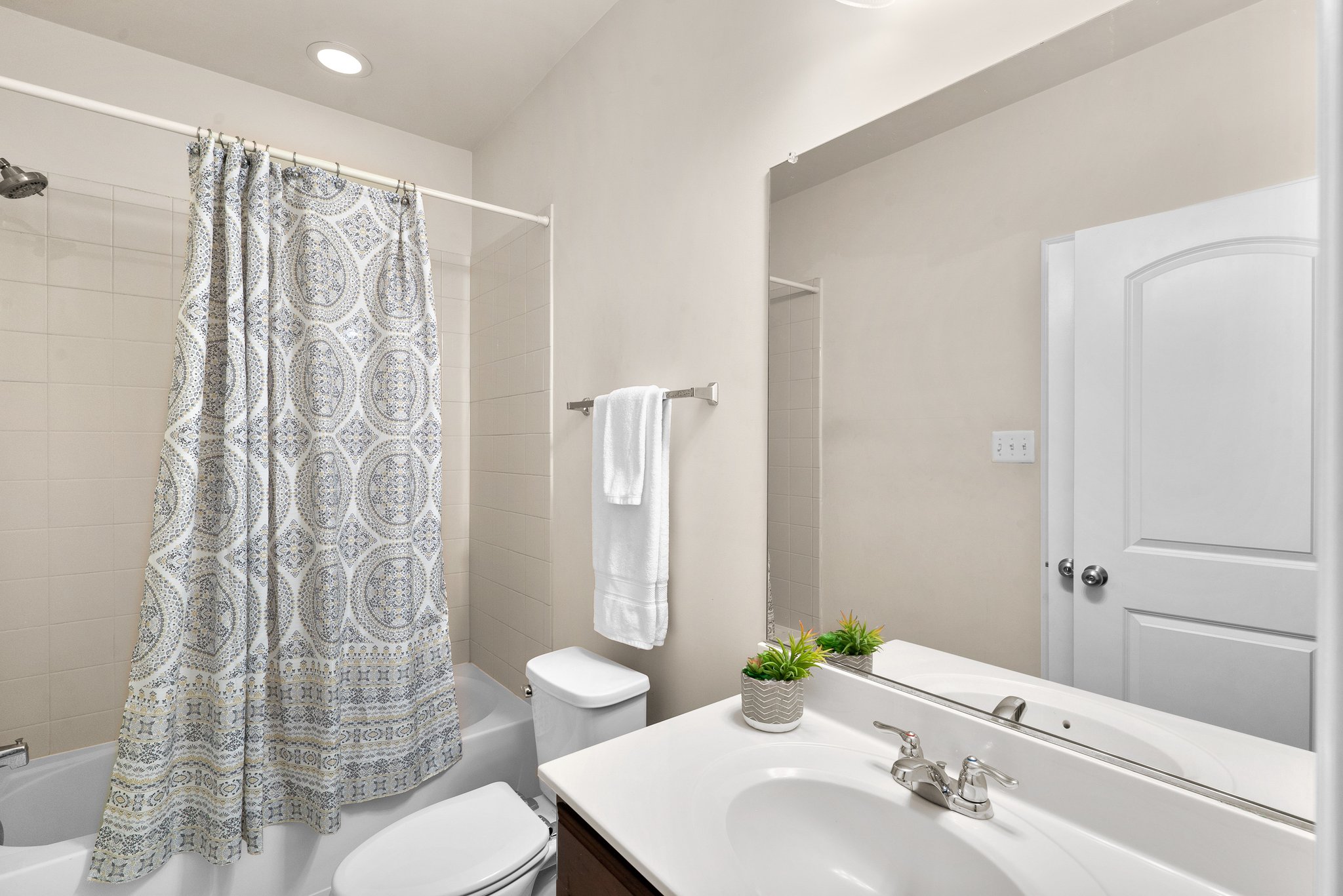 9429 Super St. 54.jpg