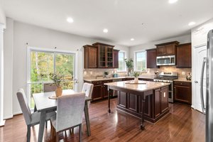 9429 Super St. 15.jpg