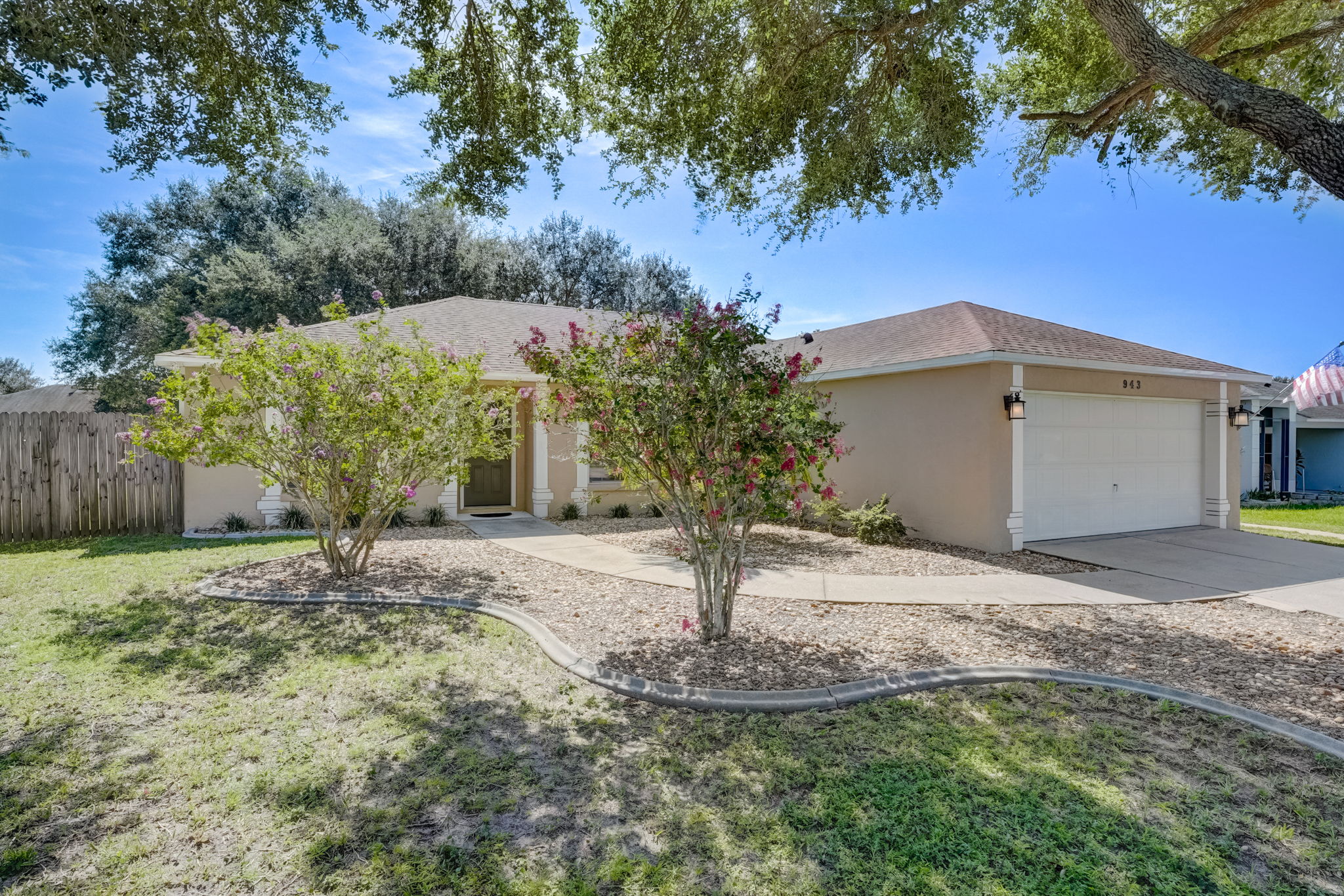 Arbor Hill Cir-002