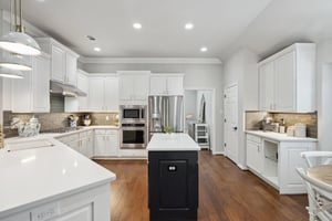 Briar Oaks Dr-013.jpg