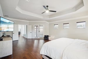 Briar Oaks Dr-030.jpg