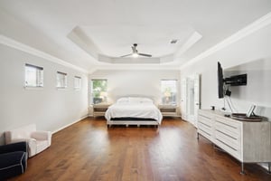 Briar Oaks Dr-037.jpg