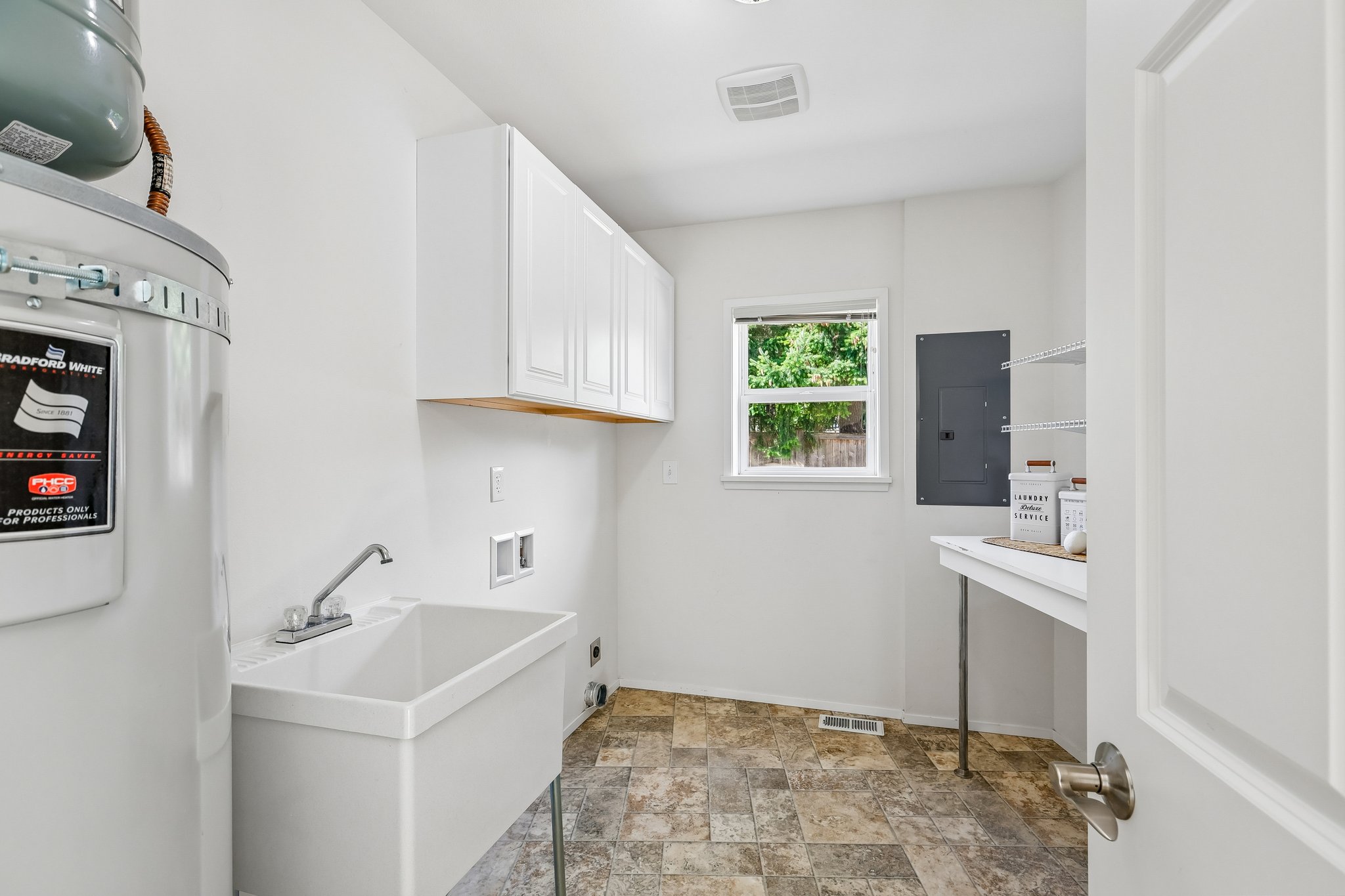 NW 97th St-S1009-019.jpg