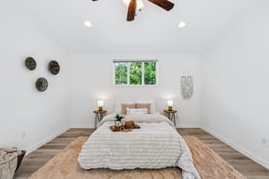 NW 97th St-S1009-021.jpg