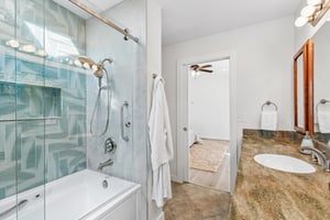NW 97th St-S1009-025.jpg