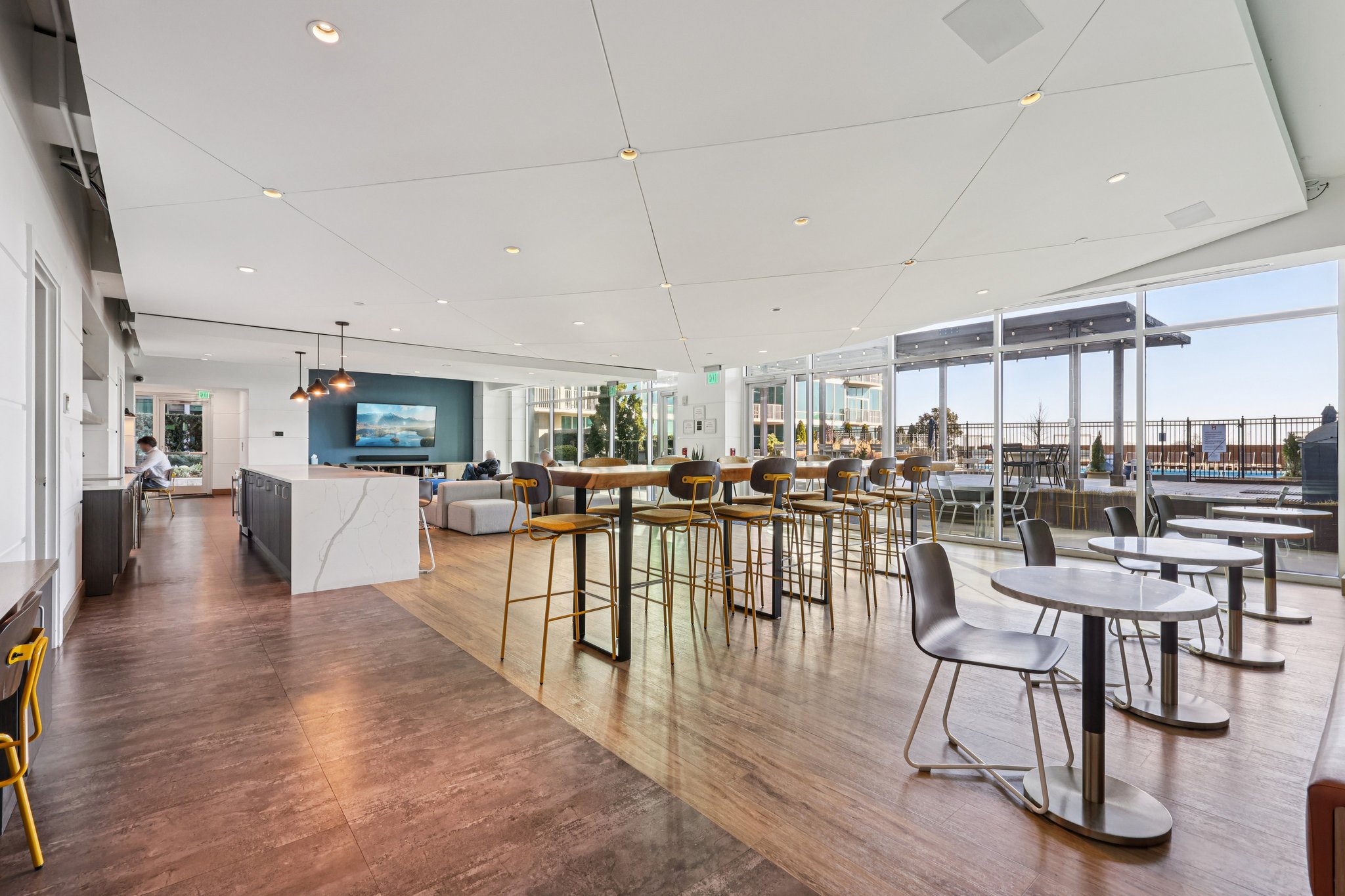 Peachtree St NE 705-2001-904.jpg